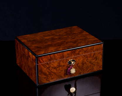 Daniel Marshall Signature Series Humidor - 100 Cigar Capacity - Burl - closed